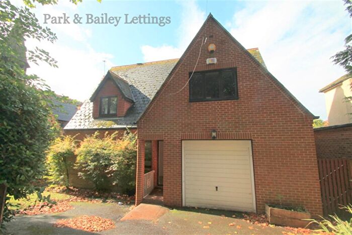 5 Bedroom House To Rent In Bedroom Detached House In Sutton, SM1
