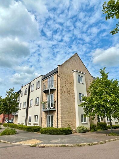 2 Bedroom Flat To Rent In Stanley Avenue, Orchard Park, Cambridge, CB4