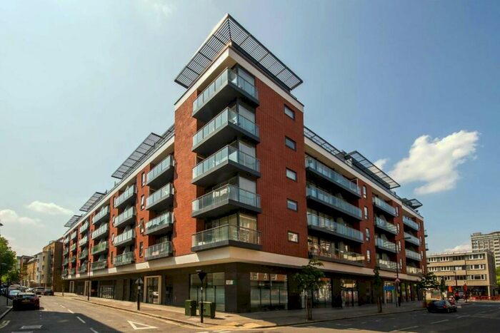 1 Bedroom Flat To Rent In Central Street, Worcester Point, EC1V