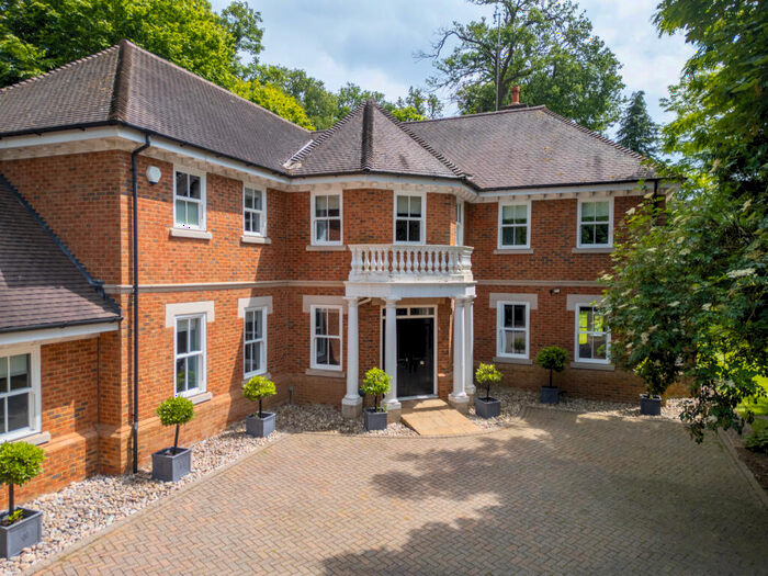 5 Bedroom Detached House For Sale In Fairacres, Cobham, Surrey, KT11