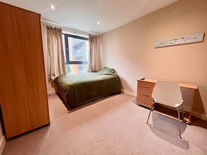 2 Bedroom Apartment To Rent In City, West One, S1