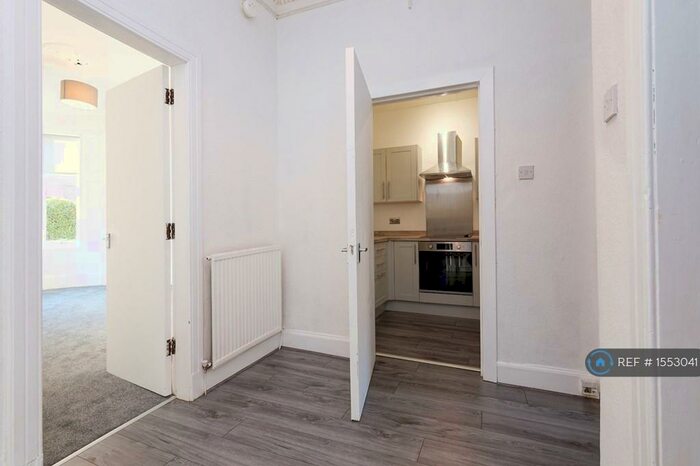 2 Bedroom Flat To Rent In Clifford Street, Glasgow, G51