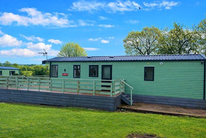 3 Bedroom Caravan For Sale In Mill Ln, Appleby-in-Westmorland, CA16