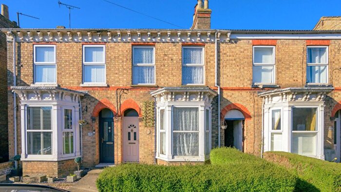 3 Bedroom Terraced House For Sale In Hamilton Road, Alford, LN13