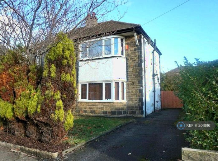 2 Bedroom Semi-Detached House To Rent In Broughton Avenue, Bradford, BD4