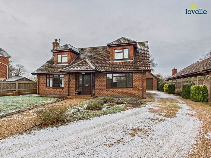 3 Bedroom Detached House For Sale In Walesby Road, Market Rasen, LN8