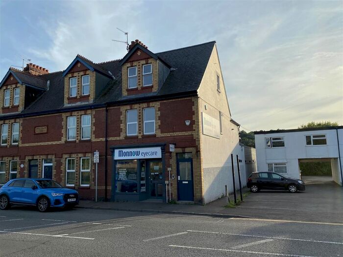 2 Bedroom Flat To Rent In The Albion, Cinderhill Street, Monmouth, NP25