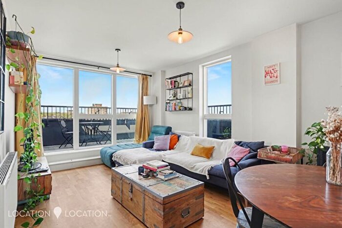 1 Bedroom Flat For Sale In Selsea Place, Essence House Selsea Place, N16