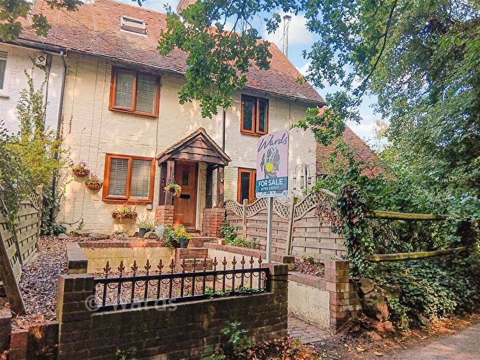 3 Bedroom Terraced House For Sale In Bysing Wood Road, Faversham, Kent, ME13