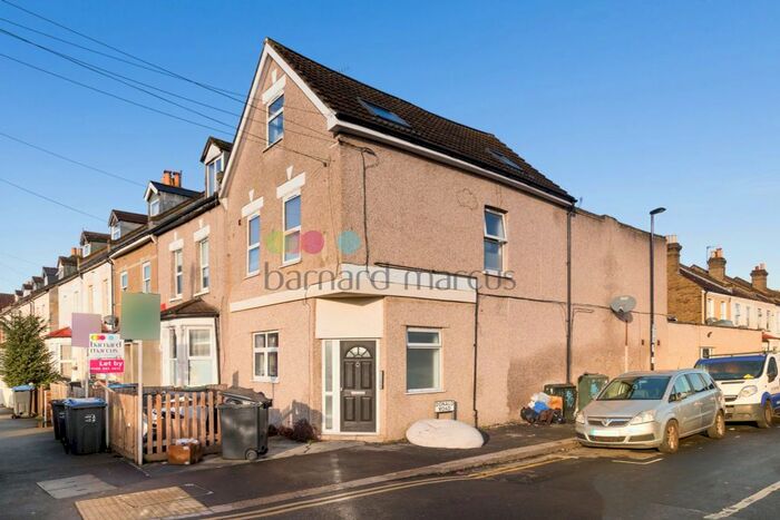 Studio To Rent In Canterbury Road, Croydon, CR0