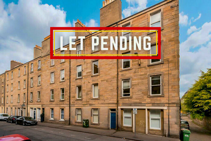 2 Bedroom Ground Flat To Rent In Brunswick Road, Hillside, Edinburgh, EH7
