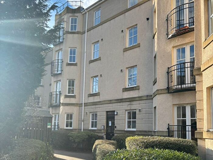 2 Bedroom Flat To Rent In Huntingdon Place, Edinburgh, EH7