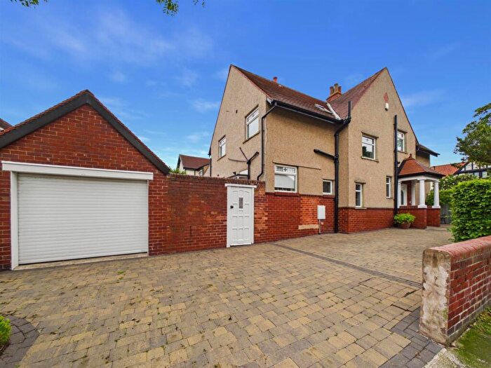 4 Bedroom Detached House For Sale In Bygate Road, Whitley Bay, NE25