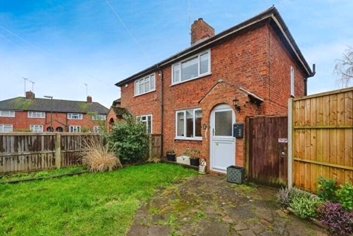 2 Bedroom Semi Detached House For Sale In Wantley Hill Estate, Henfield, BN5