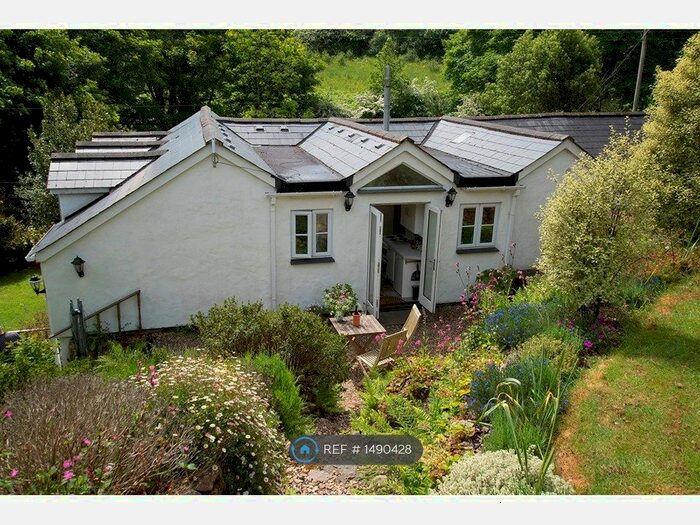1 Bedroom Flat To Rent In Lanner, Penstruthal, Lanner, TR16