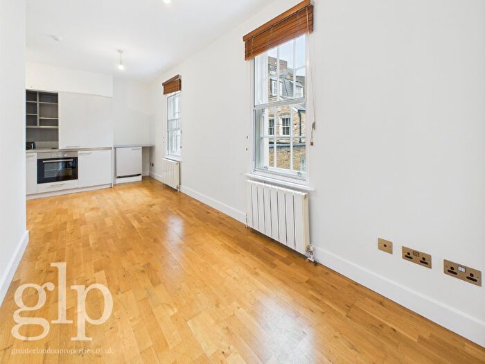 1 Bedroom Flat To Rent In Lowndes Court, London, Greater London, Soho, W1F