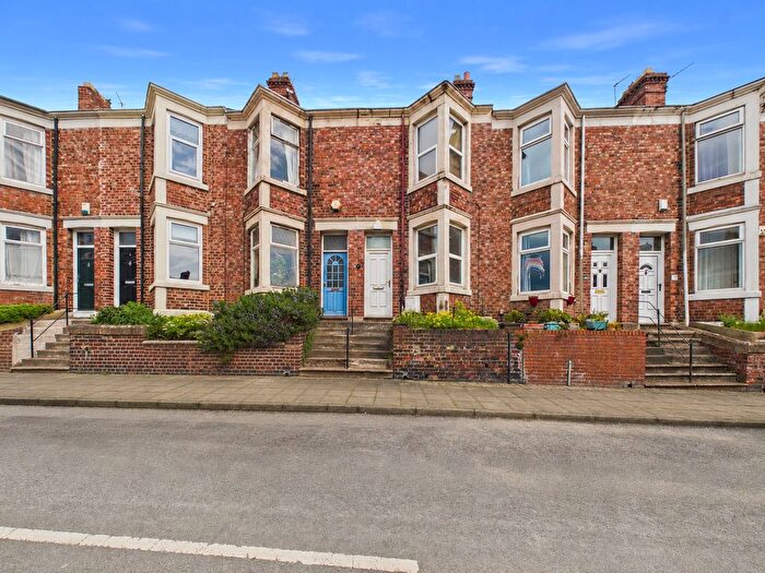 2 Bedroom Terraced House For Sale In Fern Dene Road, Gateshead, NE8