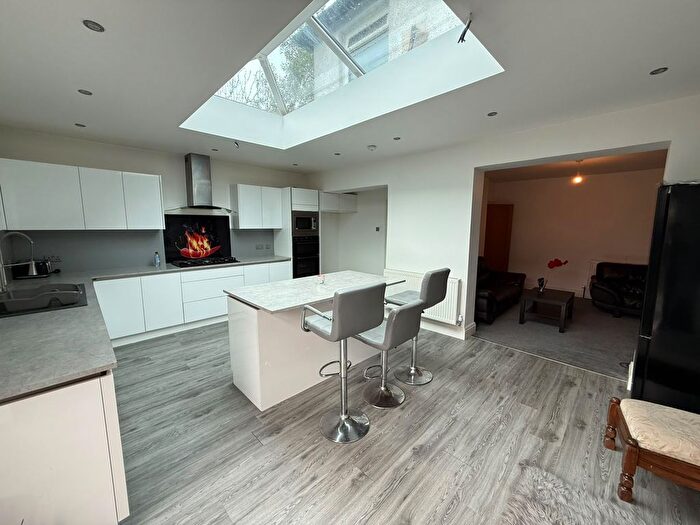 3 Bedroom Semi-Detached House To Rent In Walton View, Preston, Lancashire, PR1
