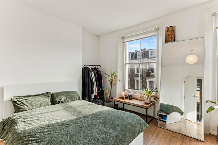 Flat To Rent In Delancey Street, Camden, NW1