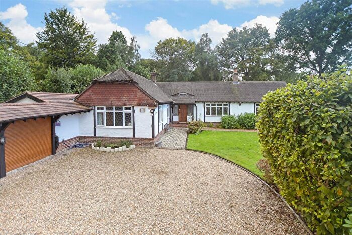 3 Bedroom Detached Bungalow For Sale In Chesterfield Close, Furnace Wood, Surrey, RH19