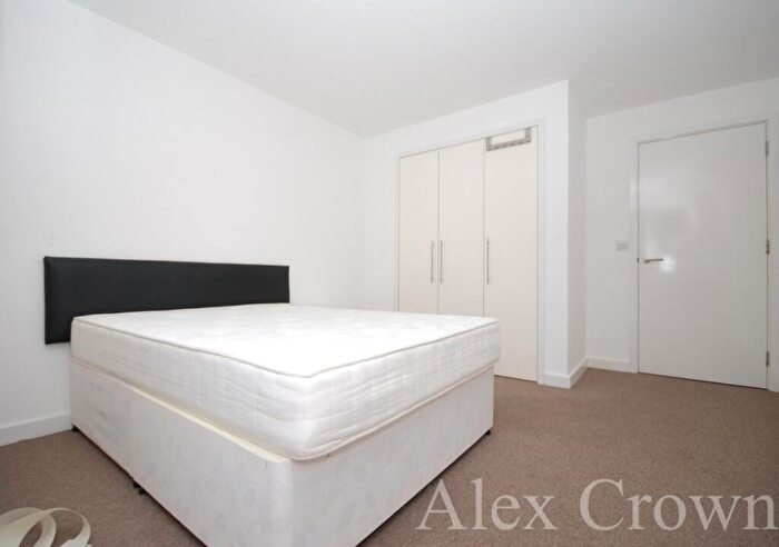 2 Bedroom Apartment To Rent In Buckler Court, Eden Grove, Holloway, N7