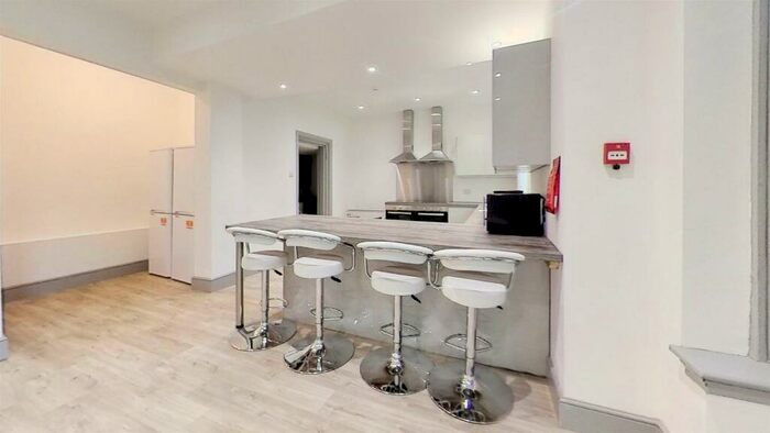 11 Bedroom House To Rent In Oakfield Road, Selly Park, Birmingham, B29