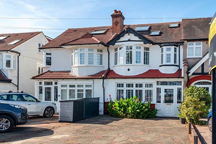 4 Bedroom Terraced House For Sale In Wickham Chase, West Wickham, BR4