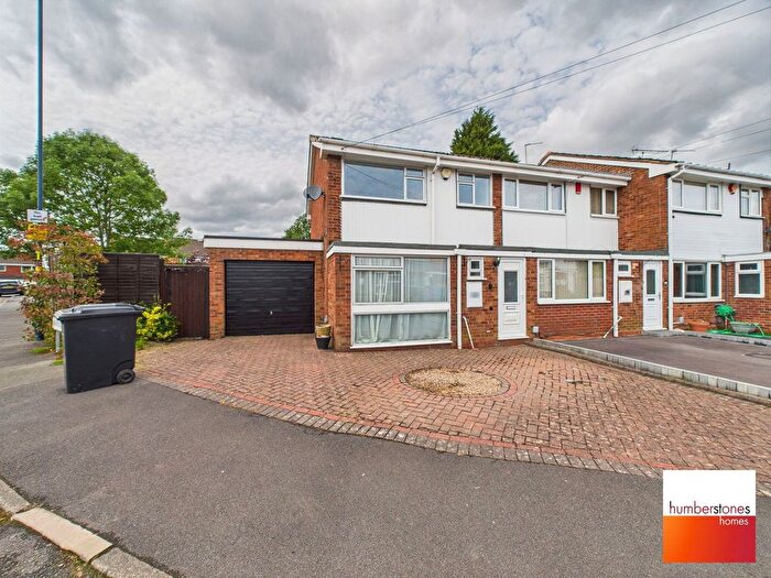 3 Bedroom Semi-Detached House To Rent In Pinewood Drive, Bartley Green, B32