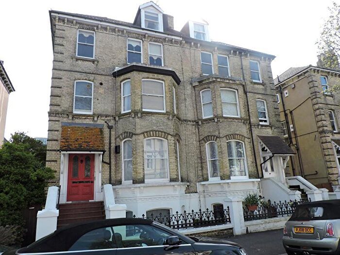 1 Bedroom Flat To Rent In Norton Road, Hove, BN3