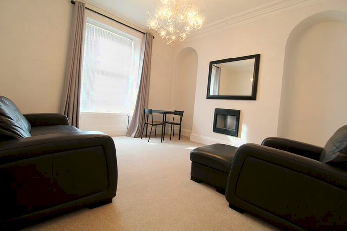2 Bedroom Flat To Rent In View Terrace, Ground Floor, AB25