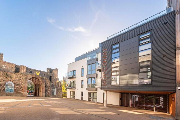 2 Bedroom Apartment For Sale In Hope Quay, Rope Walk, BS1