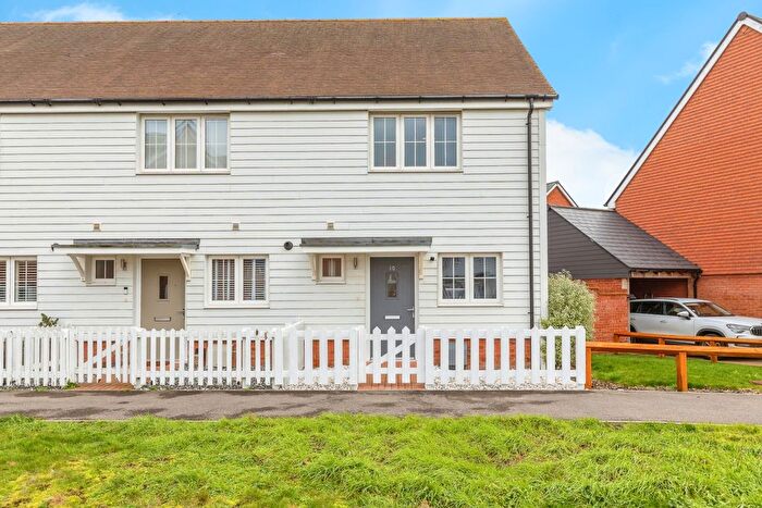 2 Bedroom End Terrace House For Sale In Corliss Vale, Rochester, ME1