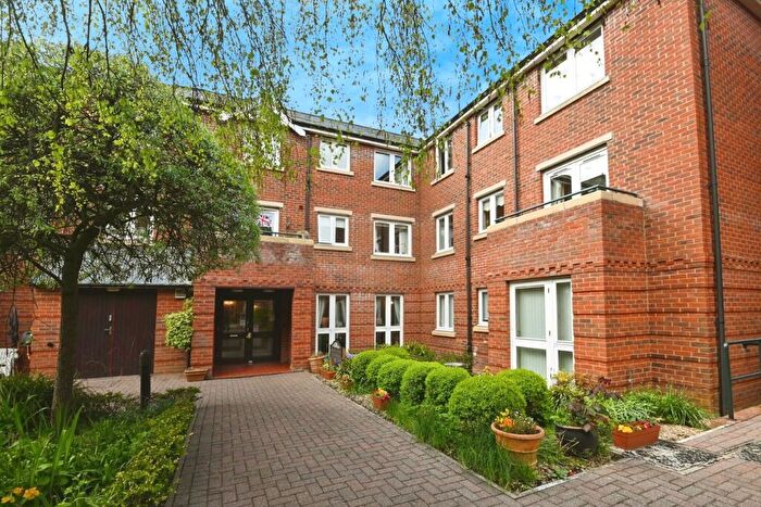 2 Bedroom Retirement Property For Sale In Georgian Court, Spalding, PE11