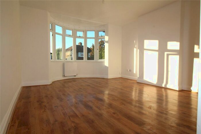 3 Bedroom Maisonette To Rent In Burnt Ash Lane, Bromley, BR1