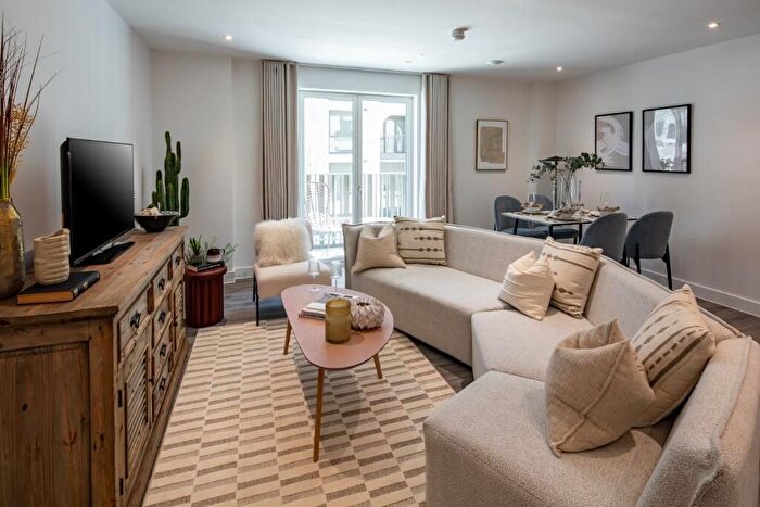 2 Bedroom Apartment For Sale In Forest Road, Walthamstow, E17