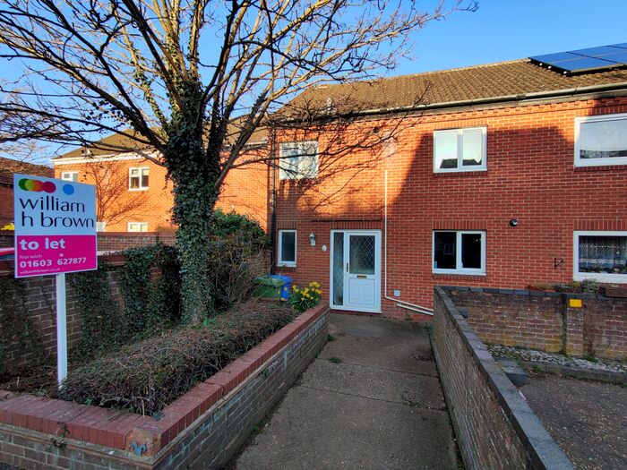 3 Bedroom House To Rent In Tunstall Close, Norwich, NR5