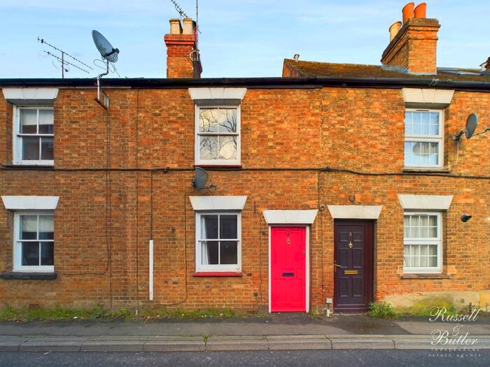 1 Bedroom Cottage To Rent In Mitre Street, Buckingham, MK18
