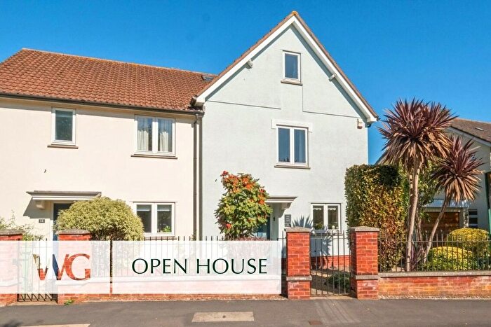 4 Bedroom Semi Detached House For Sale In Topsham, Devon, EX3
