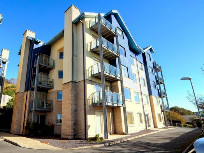 3 Bedroom Flat To Rent In 13 Plas Tudor, Parc Y Bryn, Aberystwyth SY23
