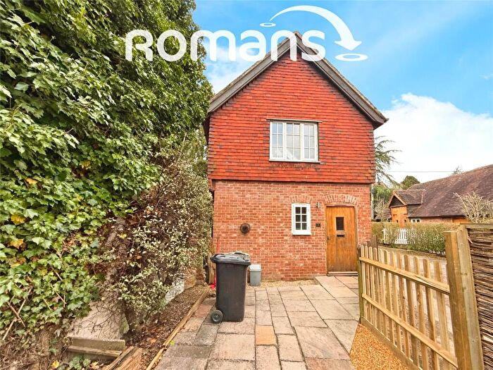 2 Bedroom Flat To Rent In The Old Bakery, Main Road, Hursley, SO21