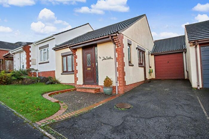 2 Bedroom Semi-Detached Bungalow For Sale In Fox Close, Okehampton, EX20