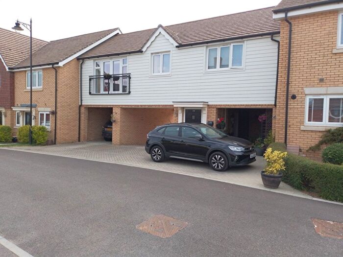 2 Bedroom Town House For Sale In Sissinghurst, Kent, TN17