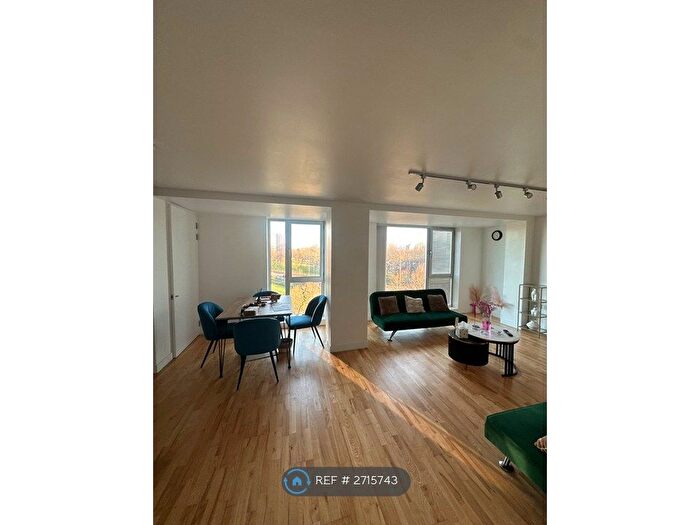 1 Bedroom Flat To Rent In Christabel, Manchester, M40