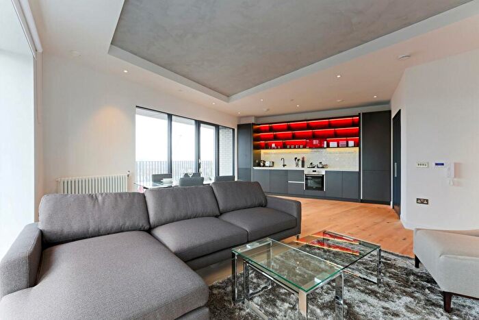 2 Bedroom Apartment To Rent In Grantham House, London City Island, London, E14