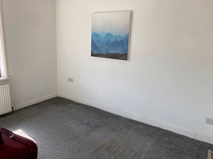 3 Bedroom Terraced House To Rent In Davington Road, Dagenham, Greater London, RM8