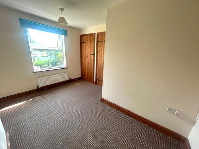 2 Bedroom Detached House To Rent In Stockwell Gate, Whaplode, PE12