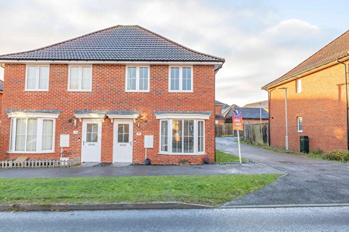 3 Bedroom Semi Detached House For Sale In Central Boulevard, Aylesham, Canterbury, Kent, CT3