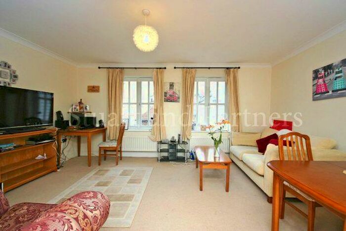 2 Bedroom Flat To Rent In Fletcher Way, Haywards Heath, RH16