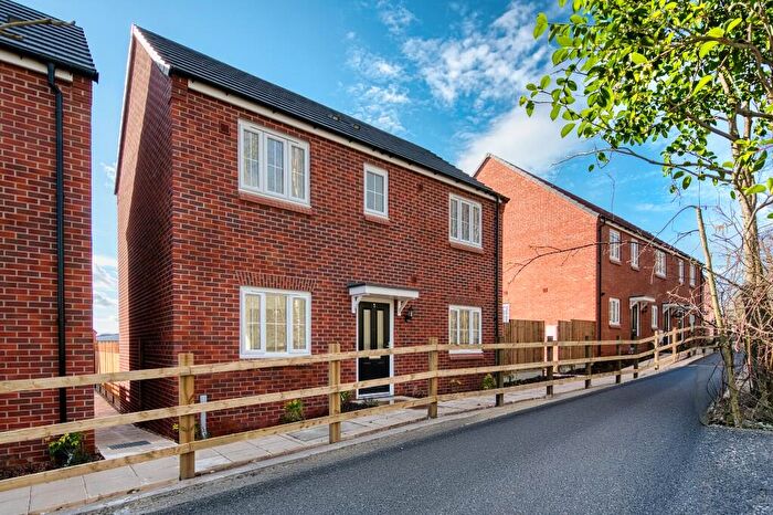 3 Bedroom Detached House For Sale In Denby Bank, Ripley, Derbyshire, DE5