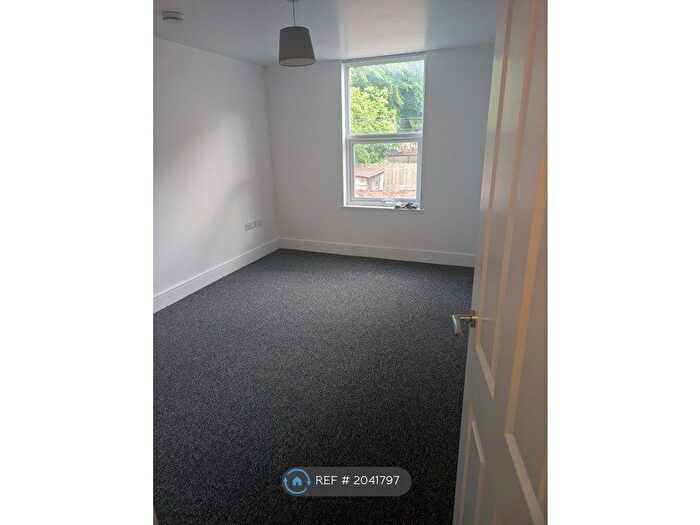 Studio To Rent In Albany Road, Coventry, CV5